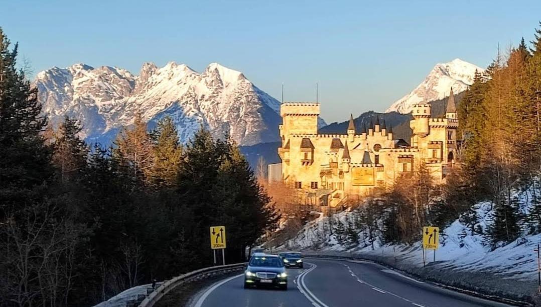 Das Kronen Hotel Seefeld in Tirol Eksteriør billede