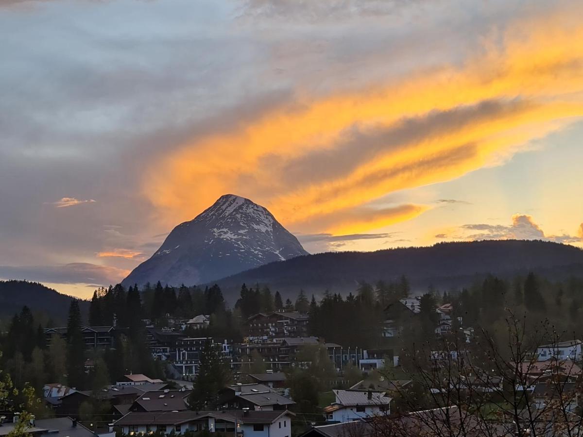 Das Kronen Hotel Seefeld in Tirol Eksteriør billede